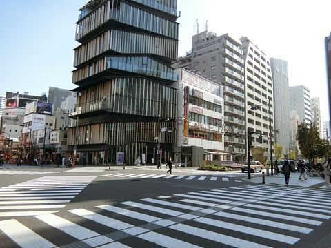雷門 交差点