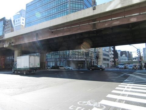 台東一丁目 交差点