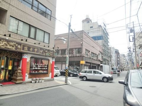 鳥越神社通り