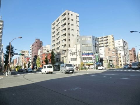 金竜小学校前 交差点