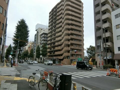 東参道 交差点