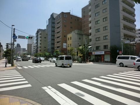 緑四丁目西 交差点