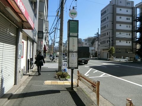 バス停 (横川三丁目)