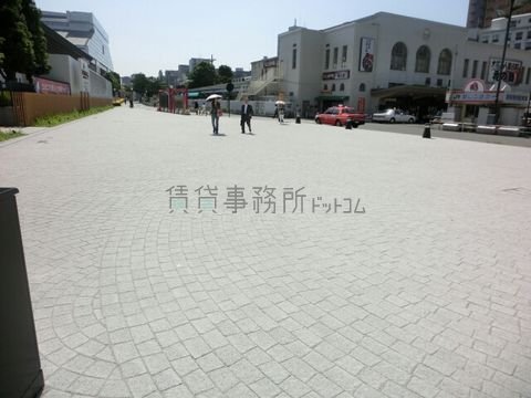 両国駅広小路