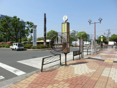 駅前ロータリー