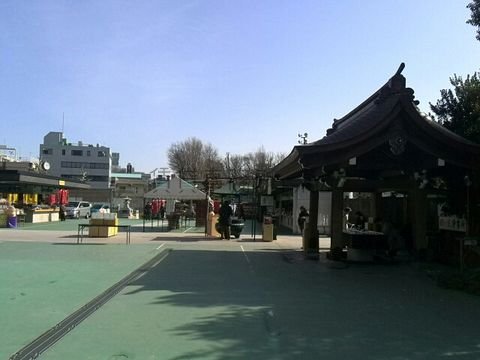 深川不動尊境内