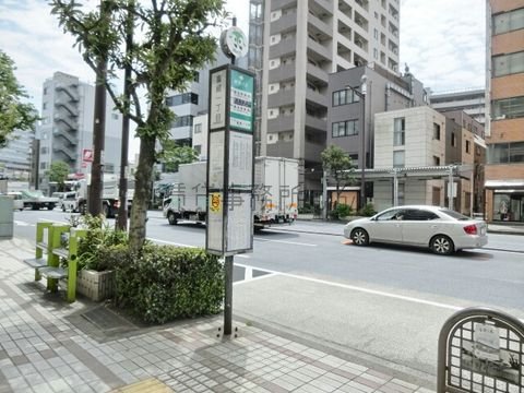 バス停 (富岡一丁目)