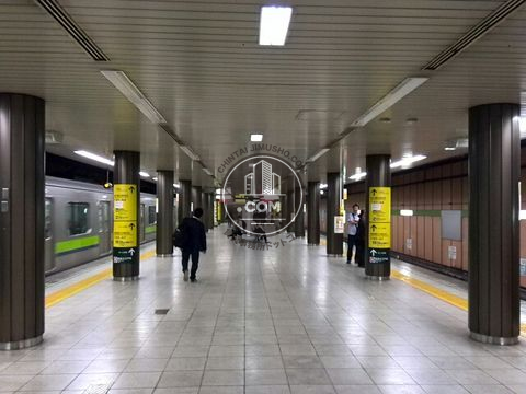 駅ナカ