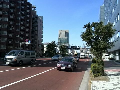 永代通り永代橋方面