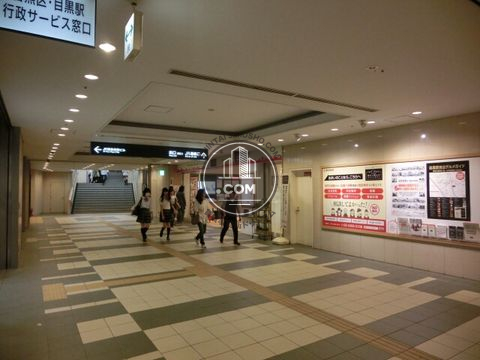 駅ナカ