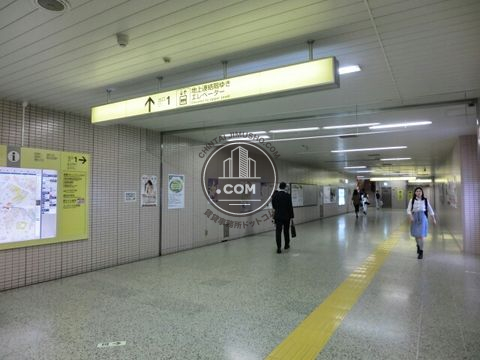 駅ナカ