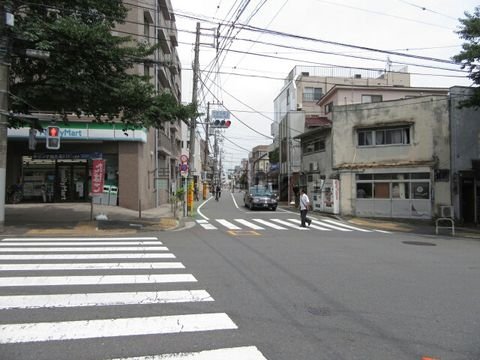 かむろ坂上 交差点