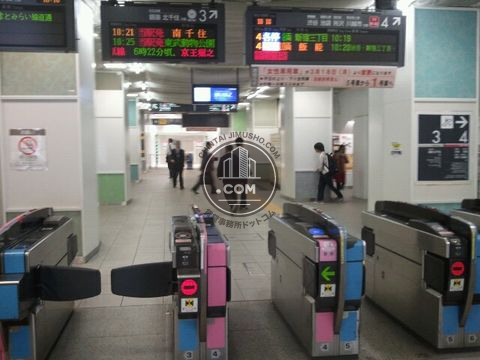 駅ナカ