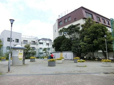 西蒲田五丁目青葉児童公園