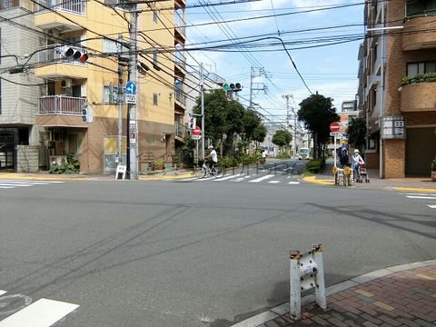 大田都税前 交差点