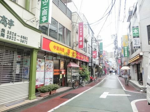 日大通り