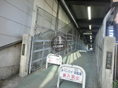 駅周辺
