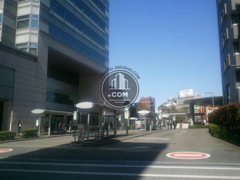 駅前ロータリー