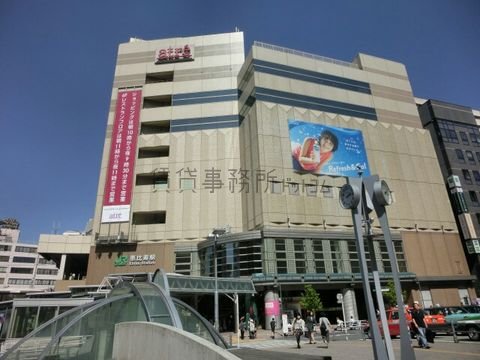 アトレ恵比寿　恵比寿駅前交差点付近
