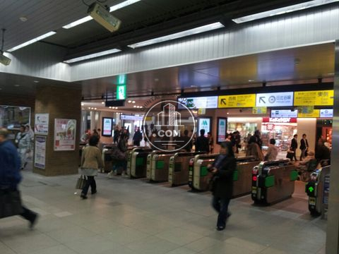 駅ナカ