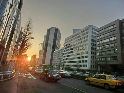 六本木通り、沈む夕日が綺麗にです