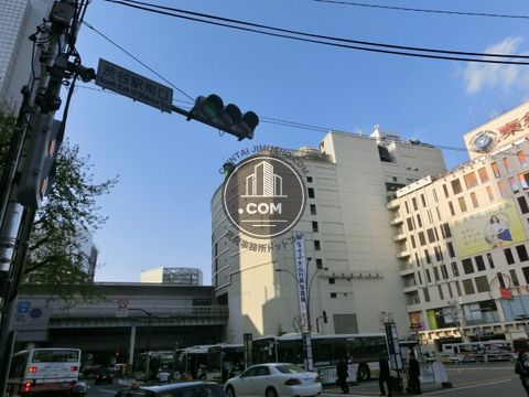 駅前ロータリー