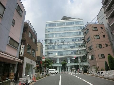 代官山町15番地付近　猿楽町方面
