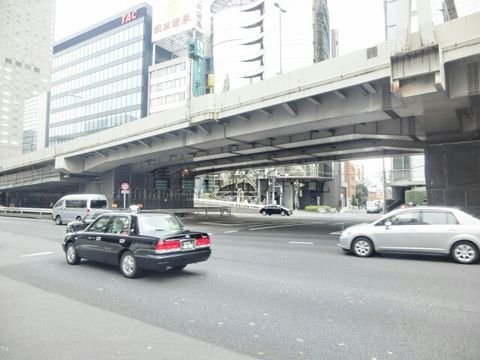 南平台 交差点