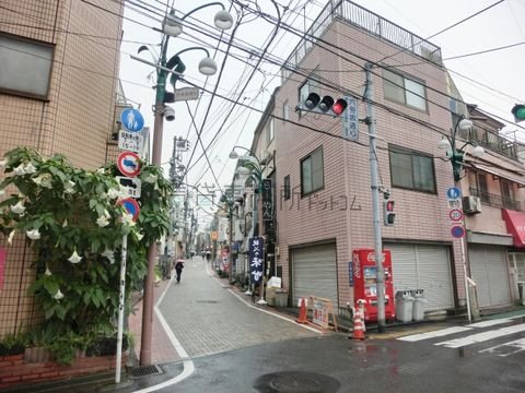 六号坂通り交差点
