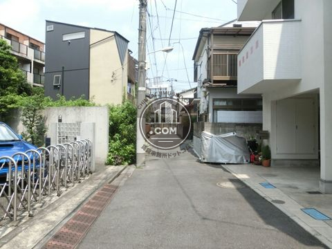 裏路地
