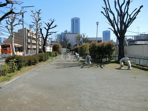 本町ずい道公園