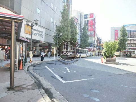 駅前ロータリー