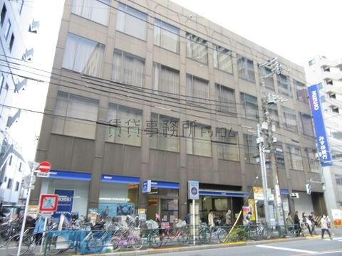 みずほ銀行 (中野北口支店)