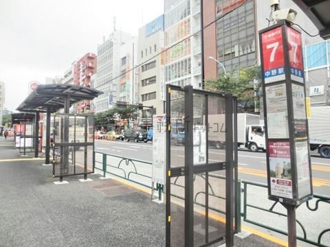 バス停 (中野駅)