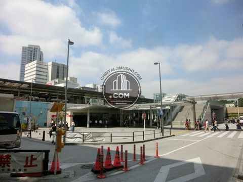 駅前ロータリー