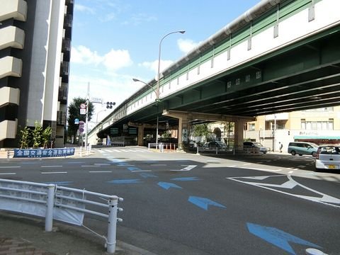 大和陸橋 交差点