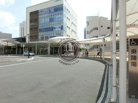 駅前ロータリー