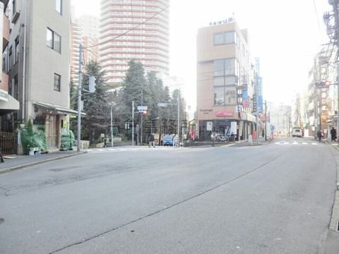 東中野四丁目 交差点