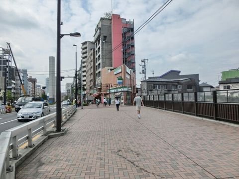 桜川橋　山手通りの東中野駅前付近にあります。
