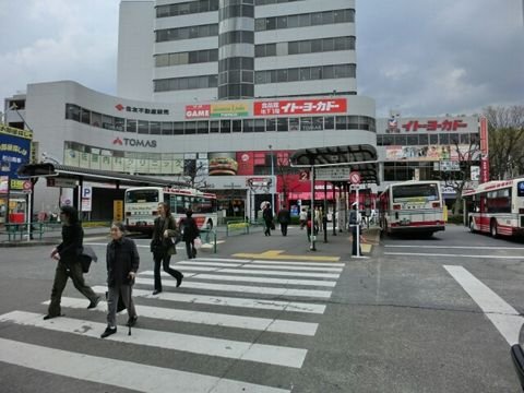 阿佐ヶ谷駅北口のバスロータリーです