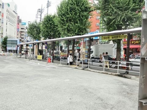 バスロータリー (荻窪駅北口)