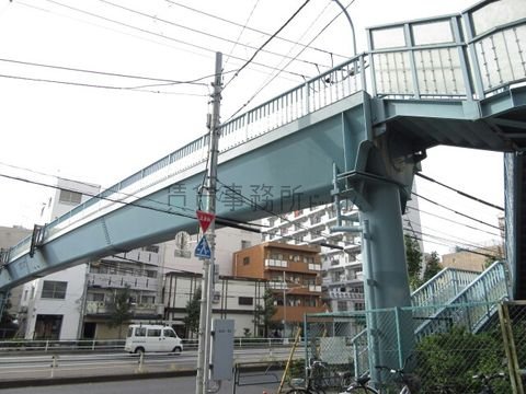 上荻歩道橋