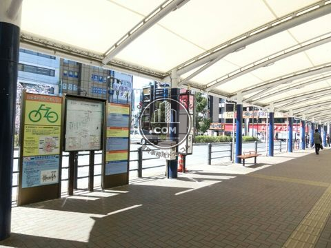 駅前ロータリー