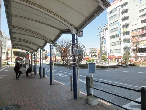 駅前ロータリー