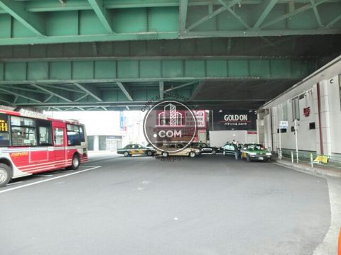 駅前ロータリー