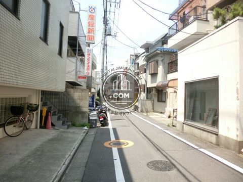 裏路地