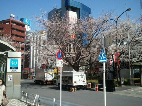 駅前ロータリー