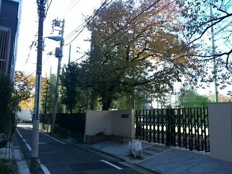 千川中学校正門