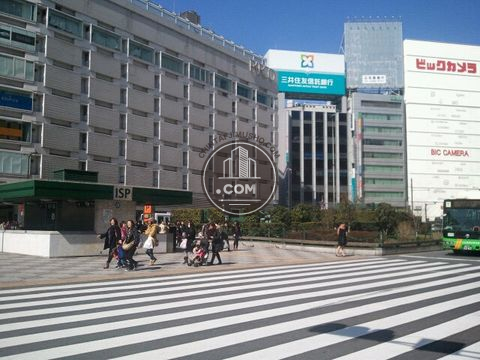 駅前ロータリー