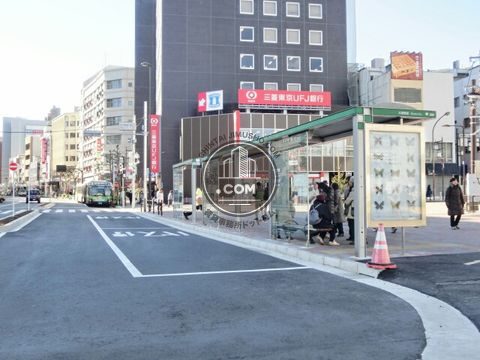 駅前ロータリー